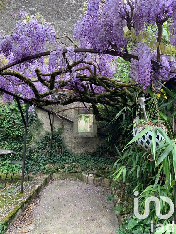 Maison de village - 211 m² - 7 pièces