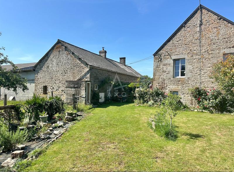 Haras - 230 m² - 8 pièces