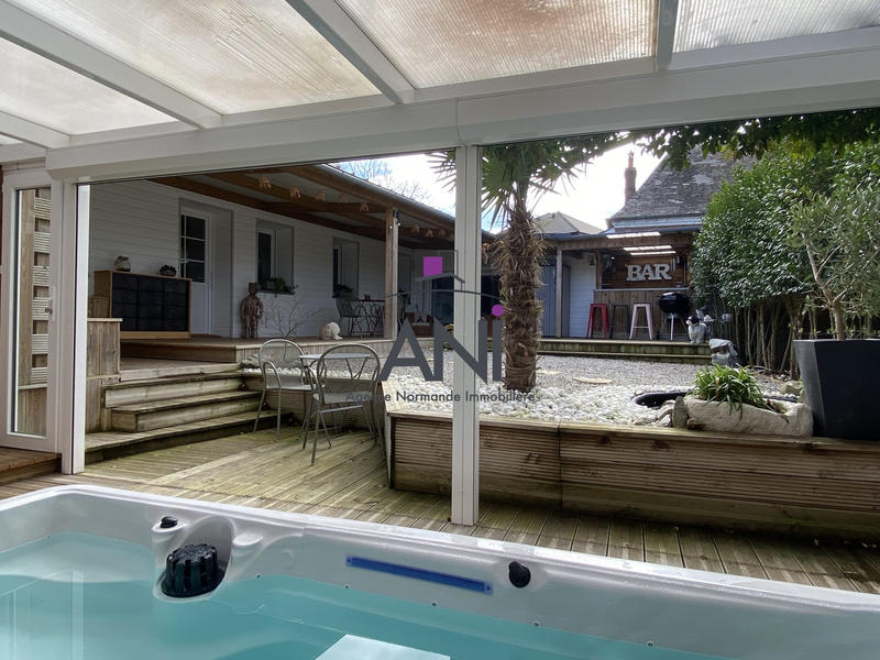 Maison - 98 m² - 4 pièces