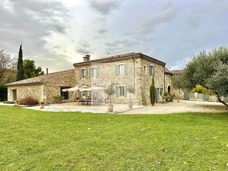Bastide - 439 m² - 12 pièces