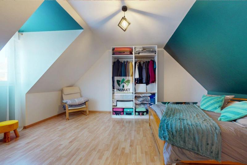 Maison - 97 m² - 5 pièces