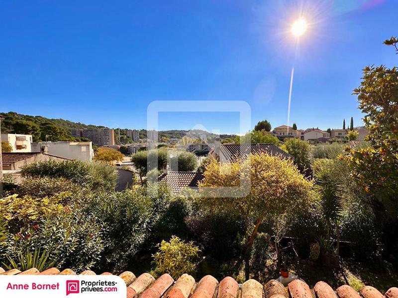 Villa - 148 m² - 6 pièces