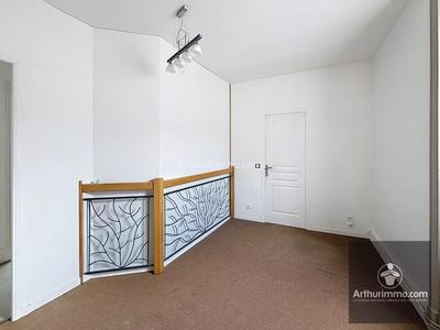 Maison - 184 m² - 7 pièces