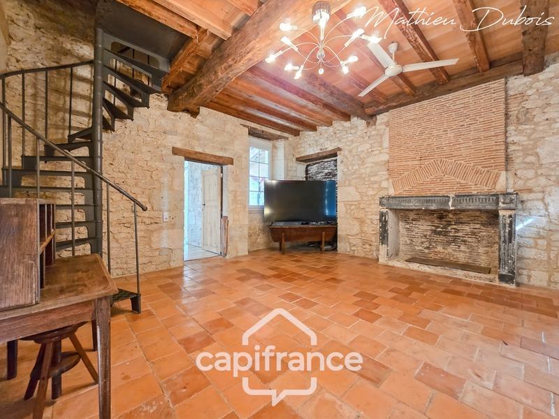 Propriété - 248 m² - 7 pièces