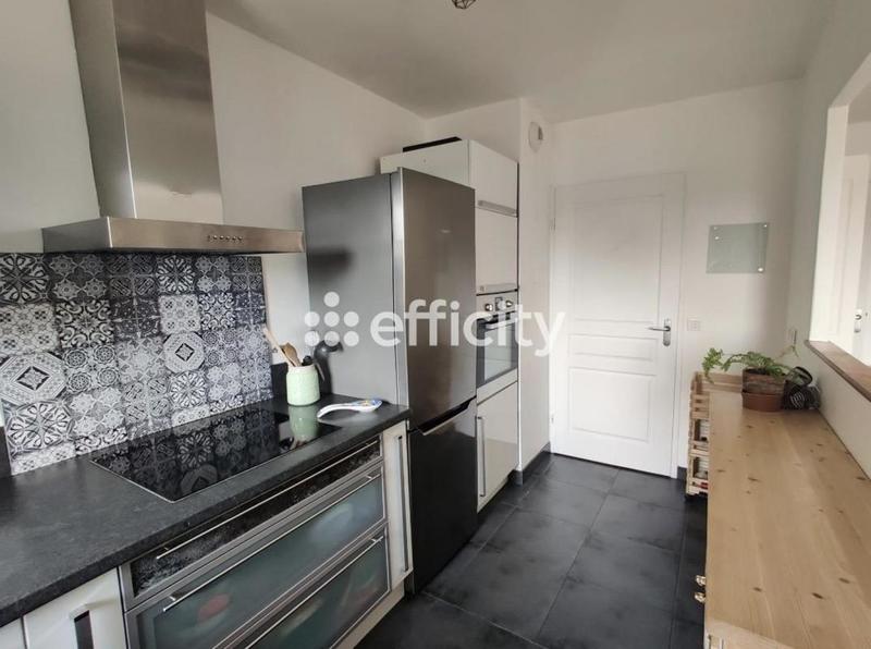 Appartement - 92 m² - 5 pièces