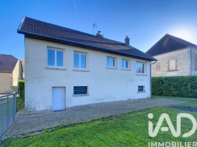 Maison - 81 m² - 5 pièces