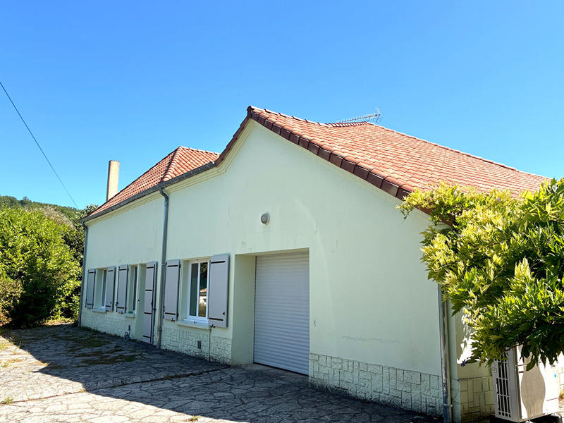 Maison - 218 m² - 6 pièces