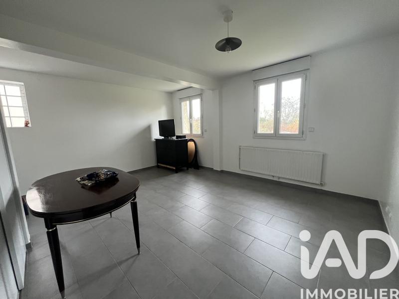 Maison - 180 m² - 8 pièces