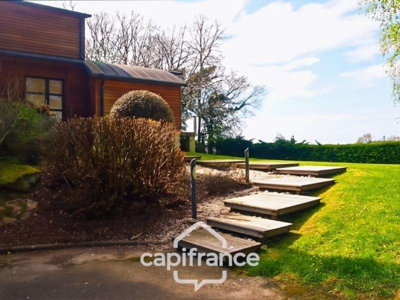 Maison - 284 m² - 10 pièces