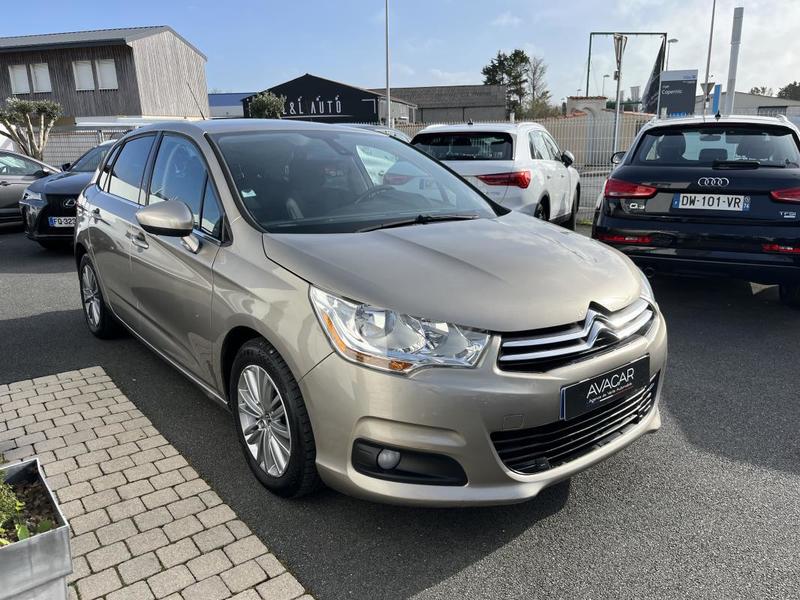 Citroën C4 1.6 HDi 92 Ch Finition Confort, Attelage *Distribution effectué pour la vente
