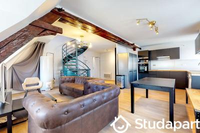 Chambre - 13 m² - 1 pièce