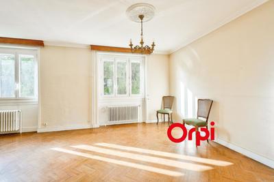 Maison - 110 m² - 6 pièces