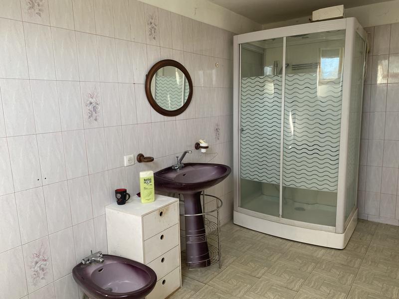 Maison ancienne - 205 m² - 8 pièces