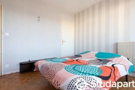 Chambre - 12 m² - 1 pièce