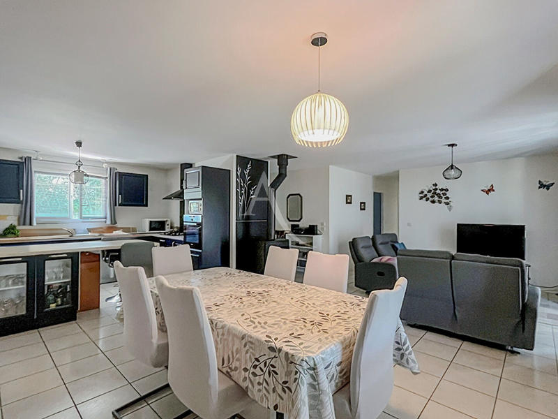 Maison - 115 m² - 5 pièces