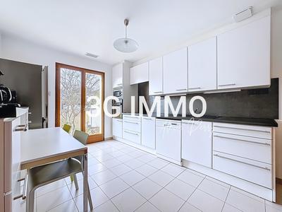 Maison - 103 m² - 4 pièces