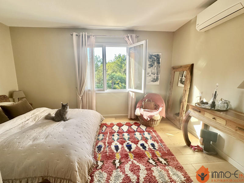 Maison - 188 m² - 5 pièces