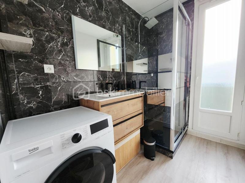 Appartement - 56 m² - 3 pièces