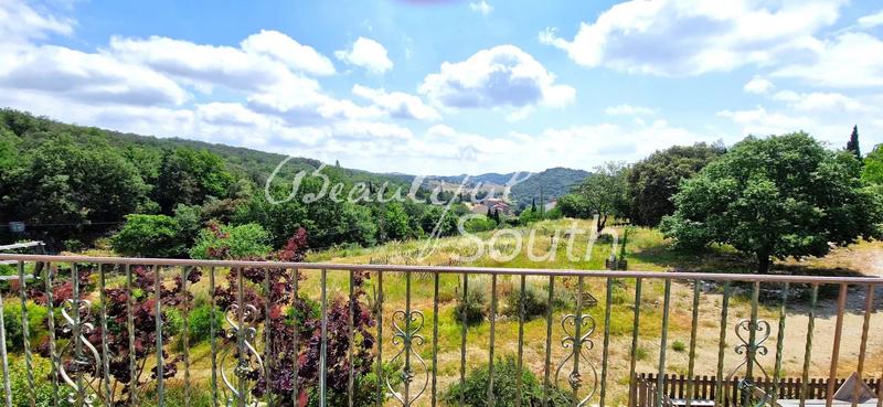 Villa - 210 m² - 6 pièces