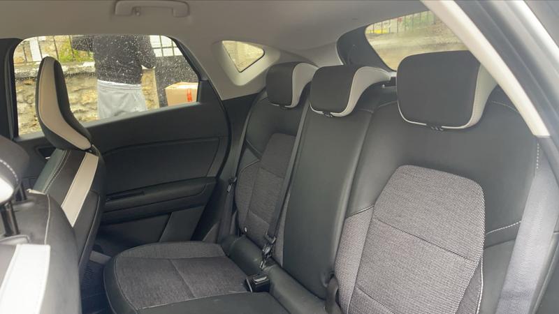 Renault Captur 1.3 TCe 140 Mild Hybrid Edc7 Intens