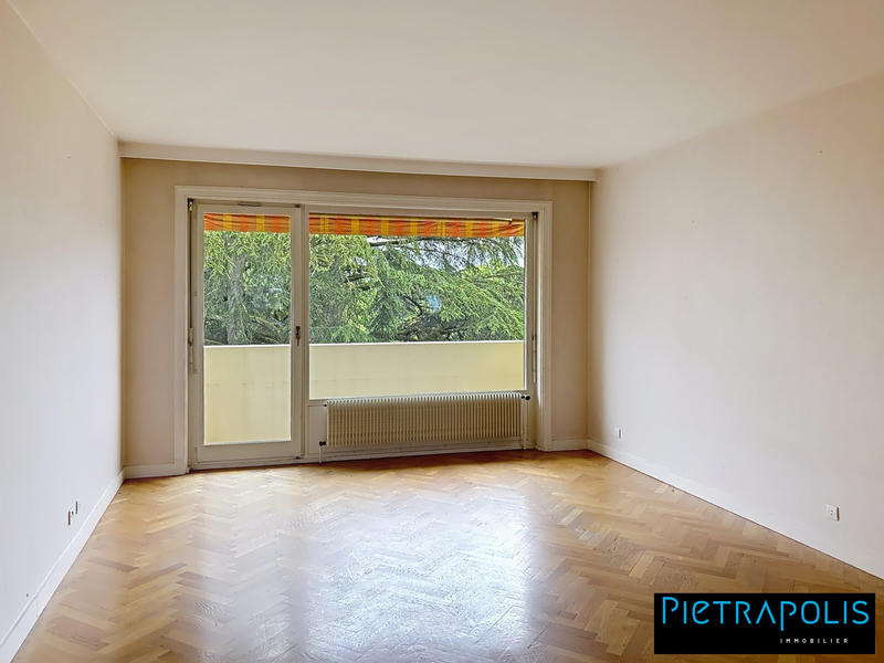 Appartement - 83 m² - 3 pièces
