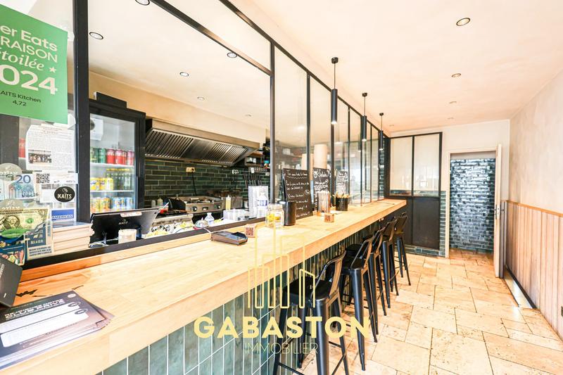 Fonds de commerce - Magasins - 65 m²