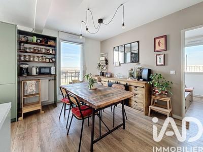 Appartement - 94 m² - 4 pièces