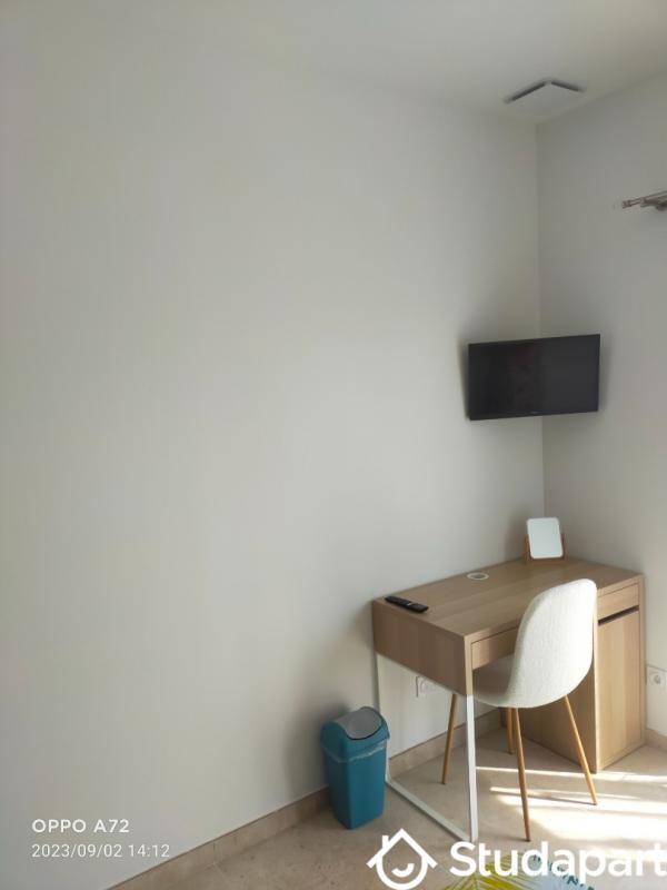 Chambre - 12 m² - 1 pièce