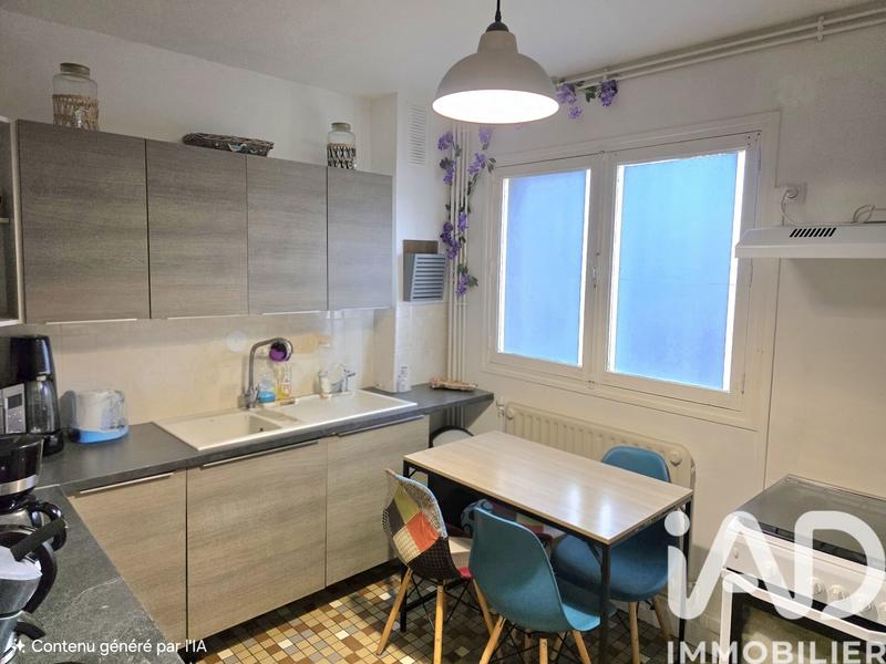 Appartement - 60 m² - 5 pièces