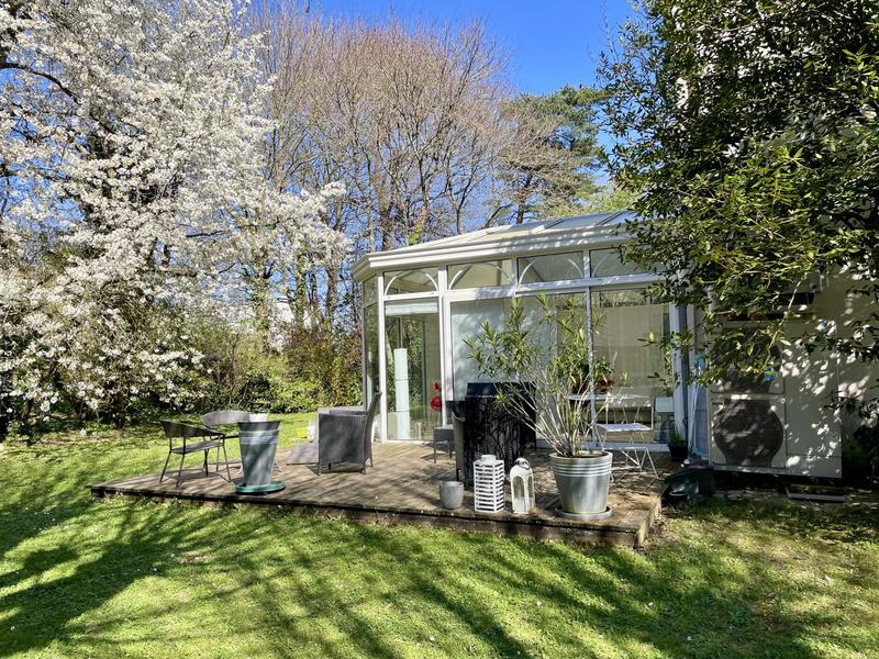 Maison traditionnelle - 164 m² - 8 pièces