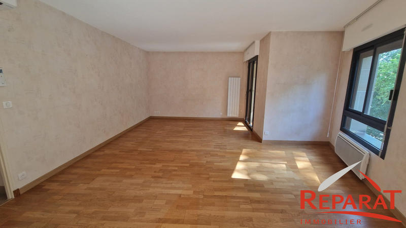 Appartement - 97 m² - 4 pièces