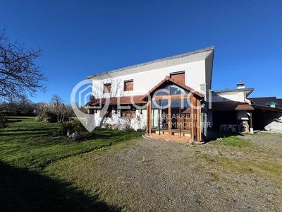 Maison - 146 m² - 6 pièces