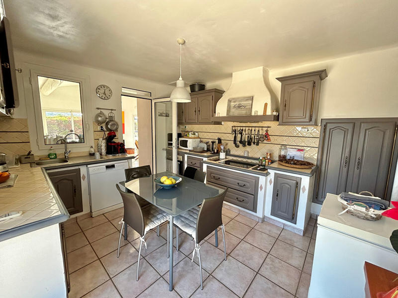 Maison - 145 m² - 7 pièces