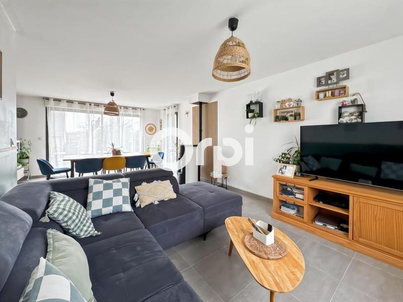 Maison - 110 m² - 4 pièces