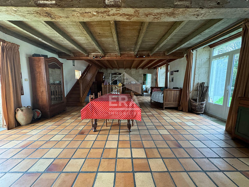Maison - 178 m² - 5 pièces