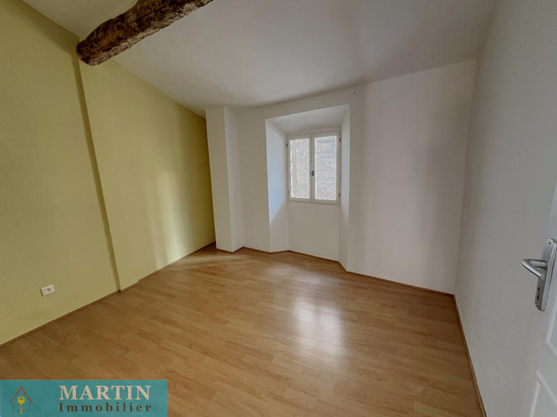 Maison - 213 m² - 9 pièces