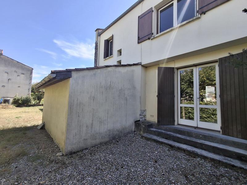 Maison traditionnelle - 74 m² - 4 pièces