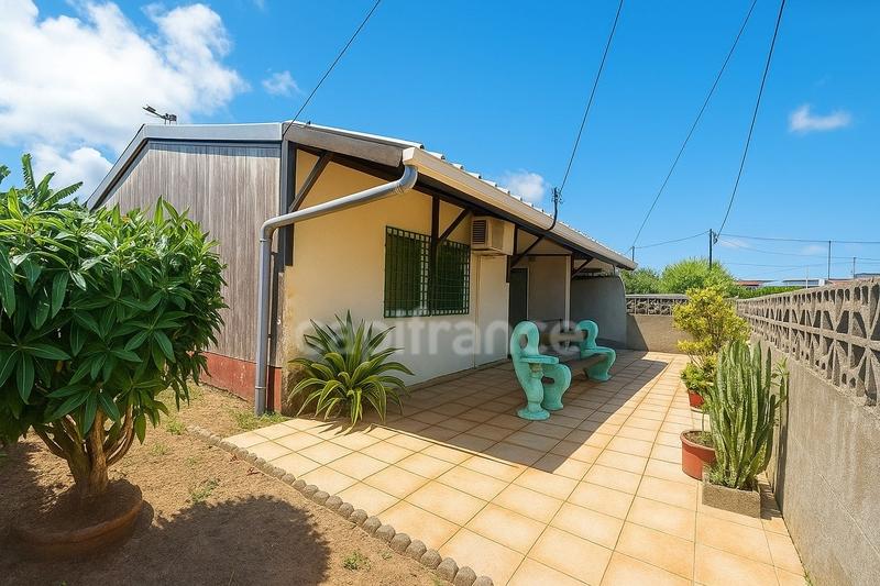 Maison - 92 m² - 4 pièces