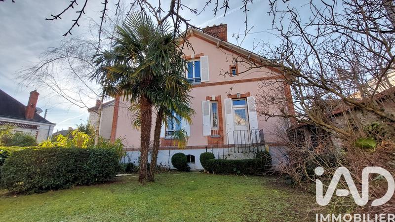 Maison de ville - 150 m² - 7 pièces