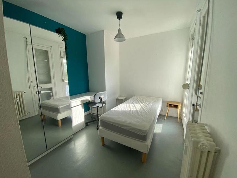 Appartement - 81 m² - 5 pièces