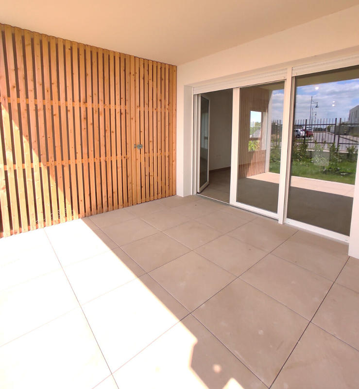 Appartement - 99 m² - 5 pièces