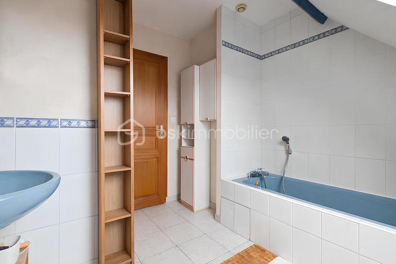 Maison - 127 m² - 6 pièces