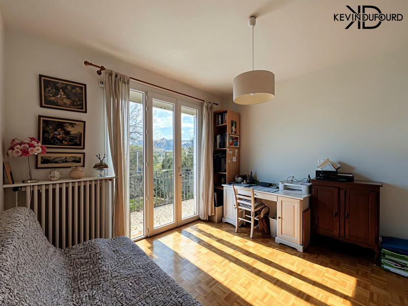 Maison - 150 m² - 8 pièces