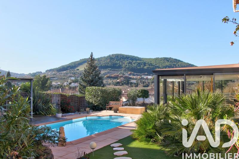 Maison - 132 m² - 6 pièces