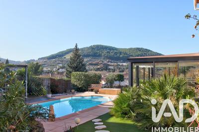 Maison - 132 m² - 6 pièces