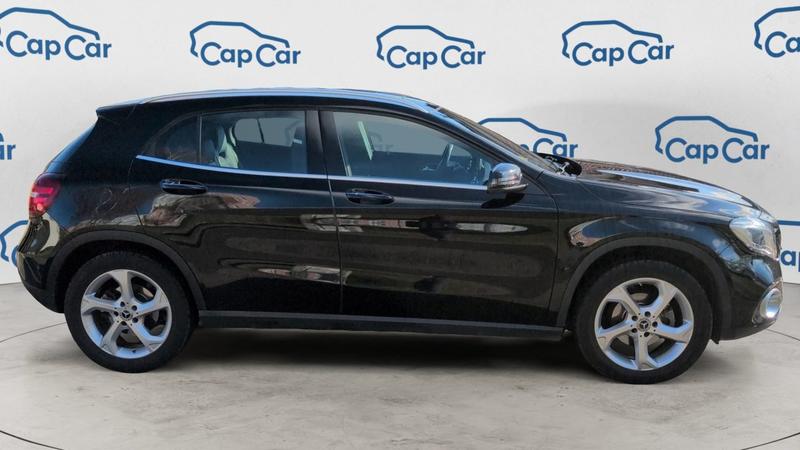 Mercedes Classe Gla 200 d 136 7g-Dct Sensation - Automatique Toit ouvrant