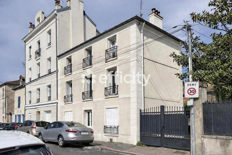 Appartement - 125 m² - 6 pièces