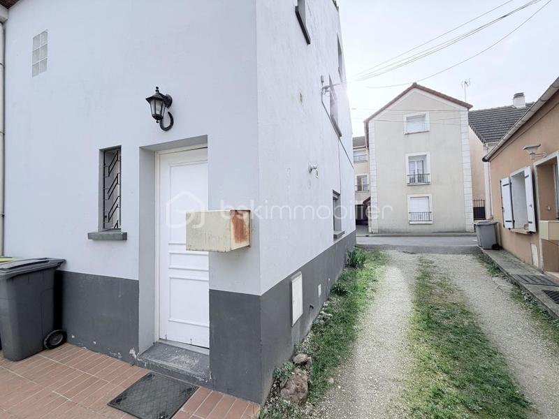 Maison de ville - 69 m² - 4 pièces