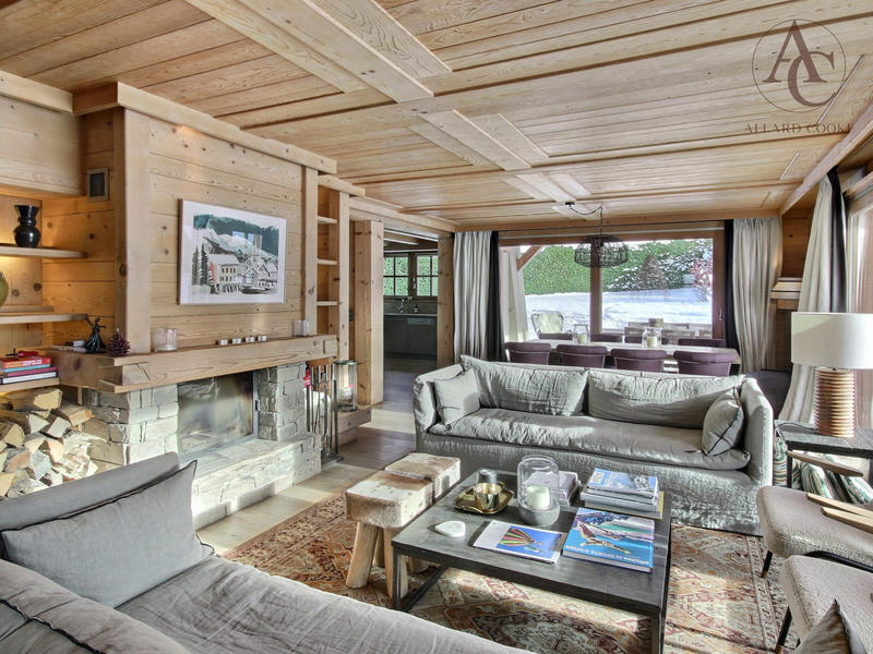 Châlet - 252 m² - 8 pièces