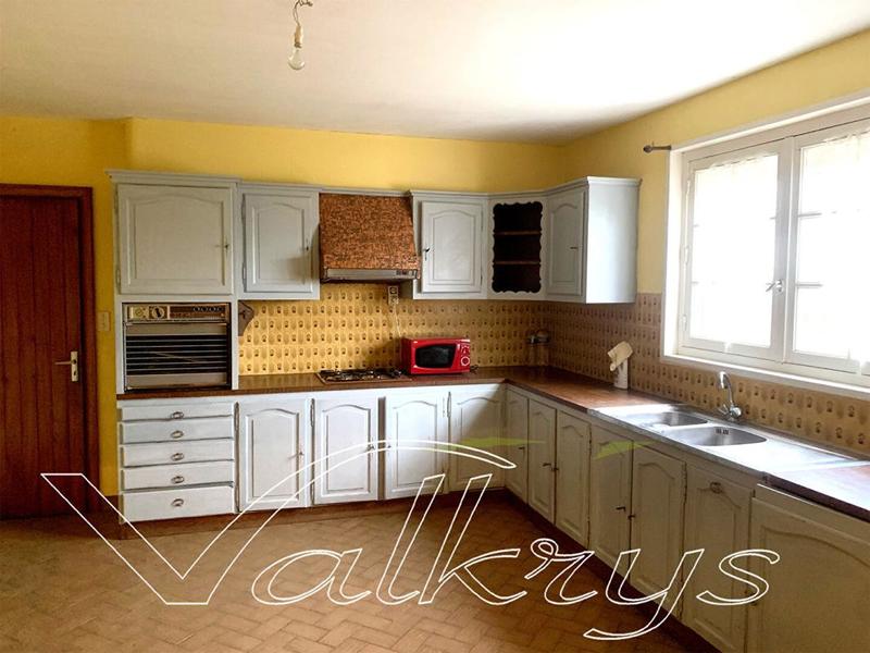 Maison - 180 m² - 10 pièces